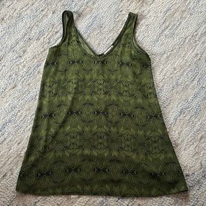 Soprano tank top
